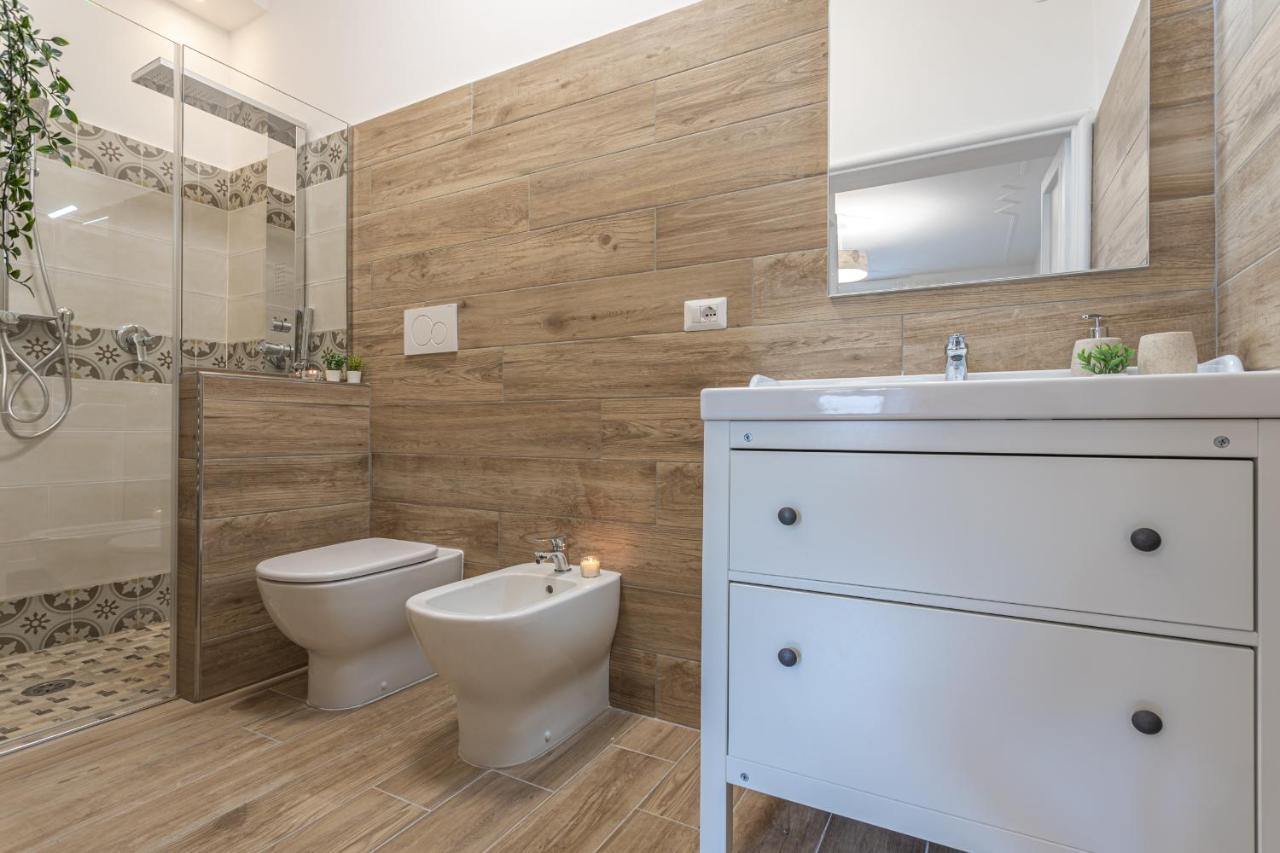 Adriana'S Suites In Prati Close To Vatican Museum Рим Екстер'єр фото